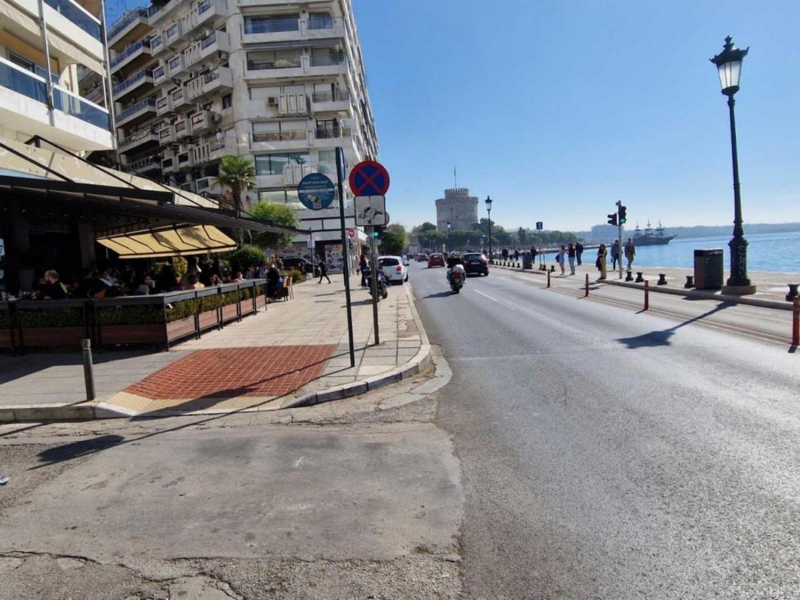 Master1 Seaside Lux Apartment Thessaloniki Buitenkant foto
