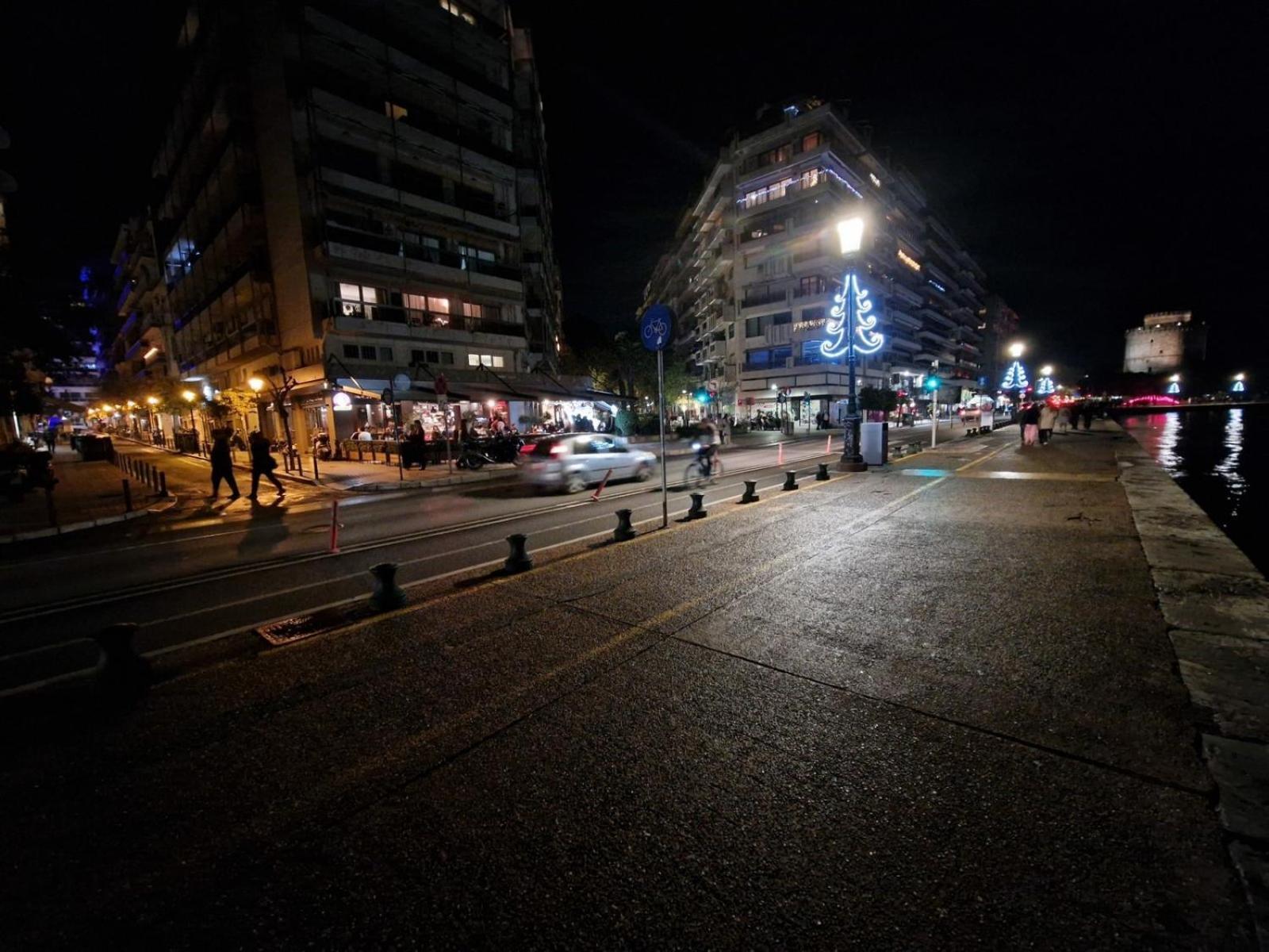 Master1 Seaside Lux Apartment Thessaloniki Buitenkant foto